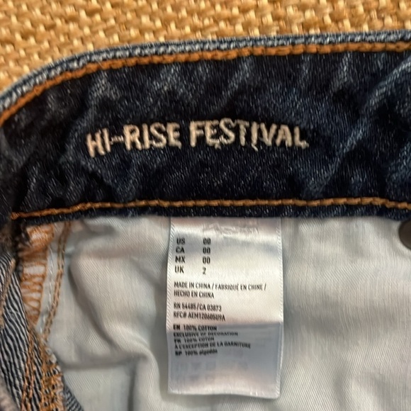 American Eagle Hi-Rise Festival Shorts Size 00 - Picture 4 of 4